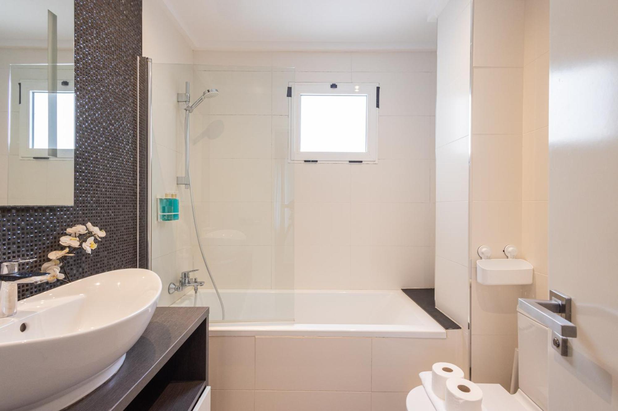 Florit Flats - Stylish 2 Bedroom Ac Wifi Terrace Attic In Valencia Center Экстерьер фото
